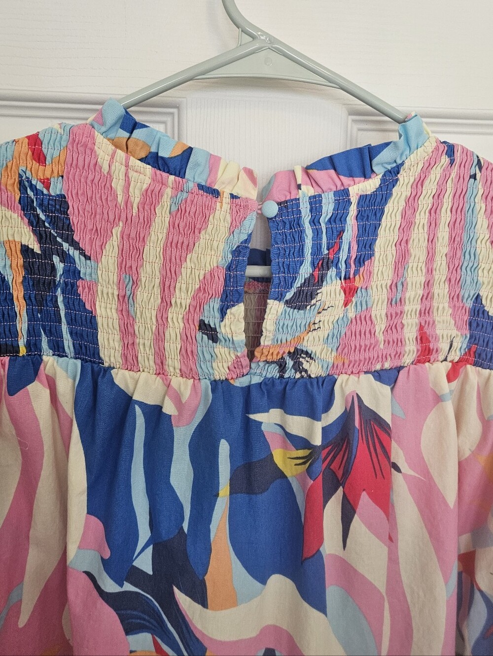 Listicle Multicolor Floral Women's Blouse - Picture 3 of 11